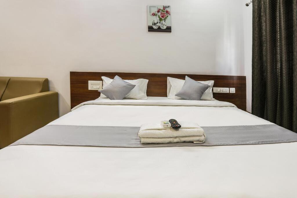 Hotel Gateway Suites Bangalore Airport Yelahanka Bagian luar foto