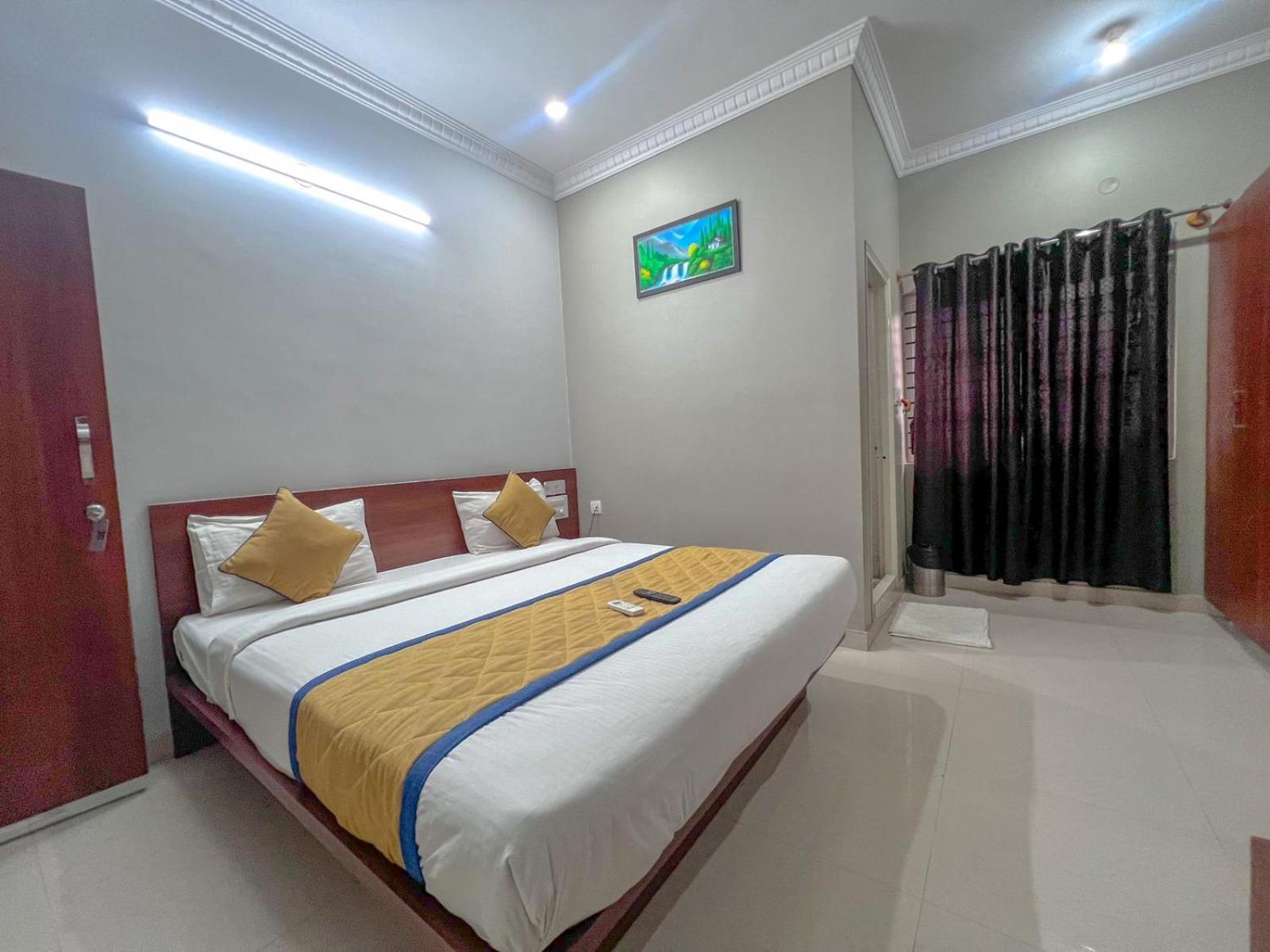 Hotel Gateway Suites Bangalore Airport Yelahanka Bagian luar foto